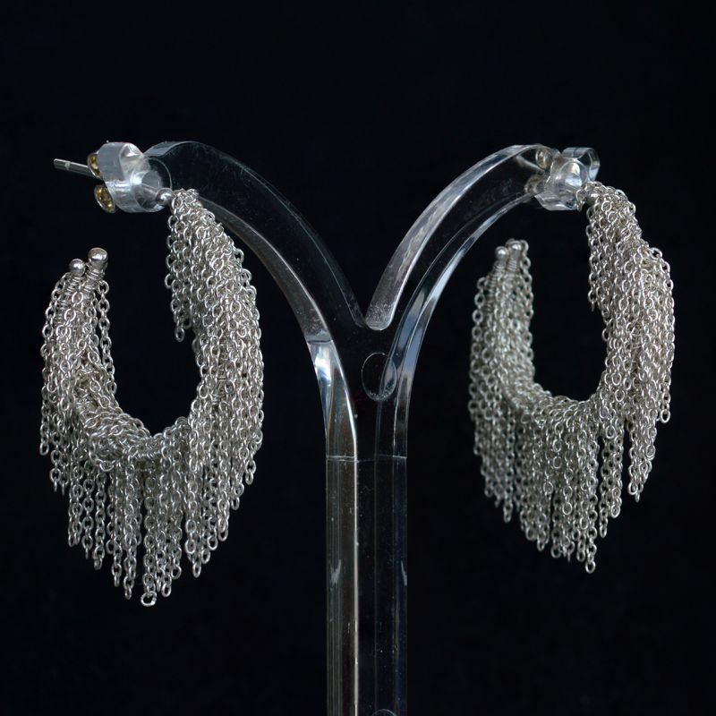 silver-fleece-oorbellen-maja-houtman-onderscheiden-prijswinnaar