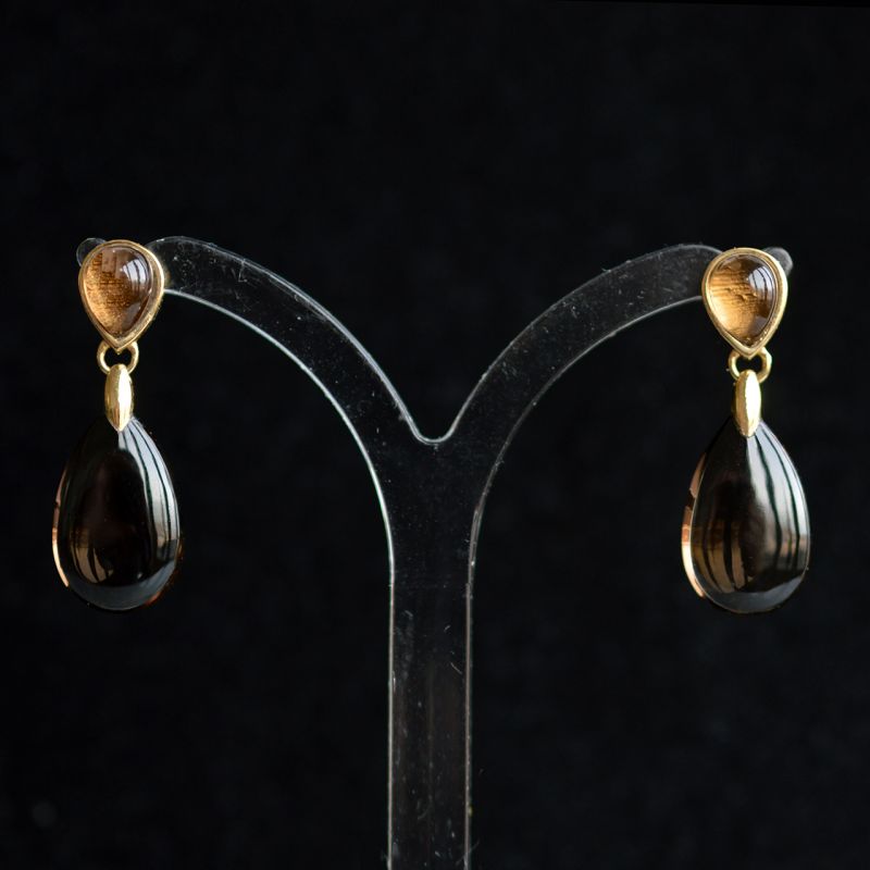 18k-goud-2lips-colours-oorbellen-rookkwarts-designer-david-aardewerk-juwelier