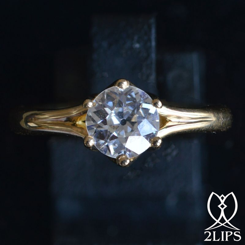 geel-goud-2lips-de-mooiste-verlovingsring-0-98-crt-l-kleur-si2-solitair-diamant-designer-david-aardewerk-juwelier