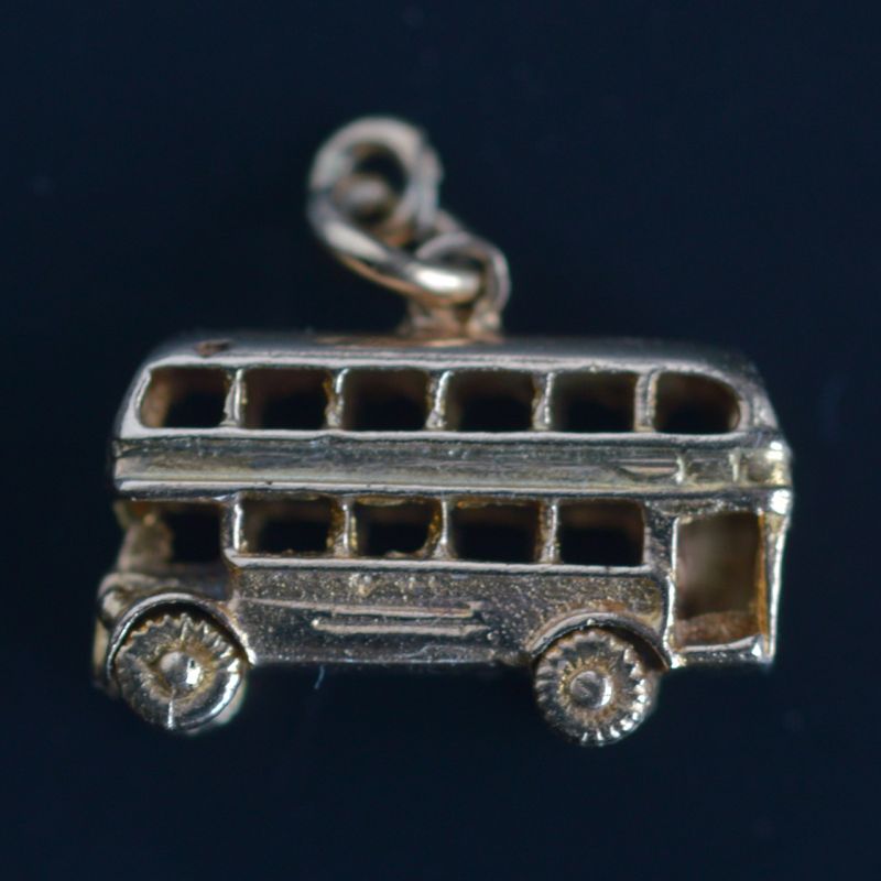 antique-gold-double-decker-charm-karaat