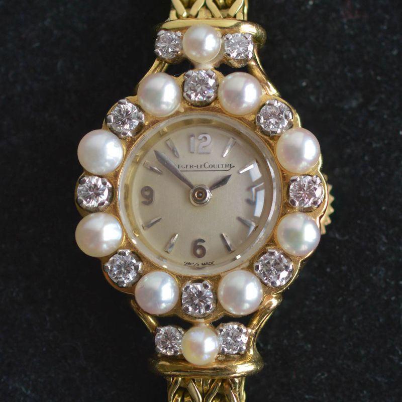 jaeger-lecoultre-diamant-parel-gouden-dames-cocktail-horloge