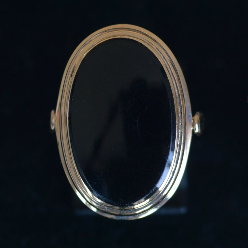 14-karaats-geelgouden-zwarte-onyx-ring