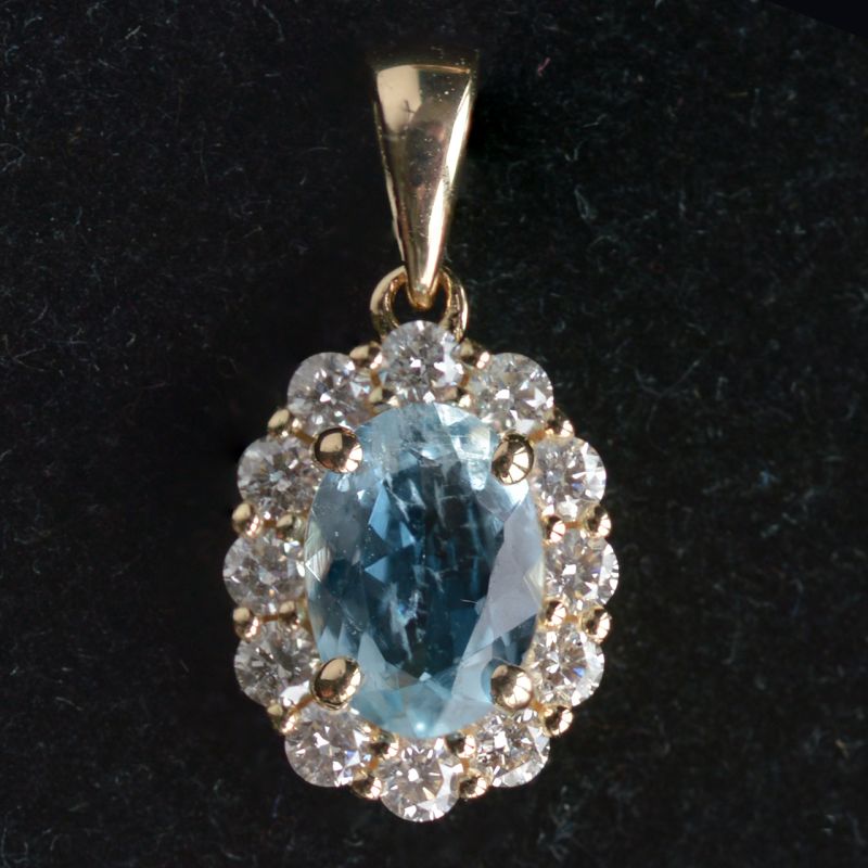 lady-di-diamant-aquamarijn-entourage-pendant