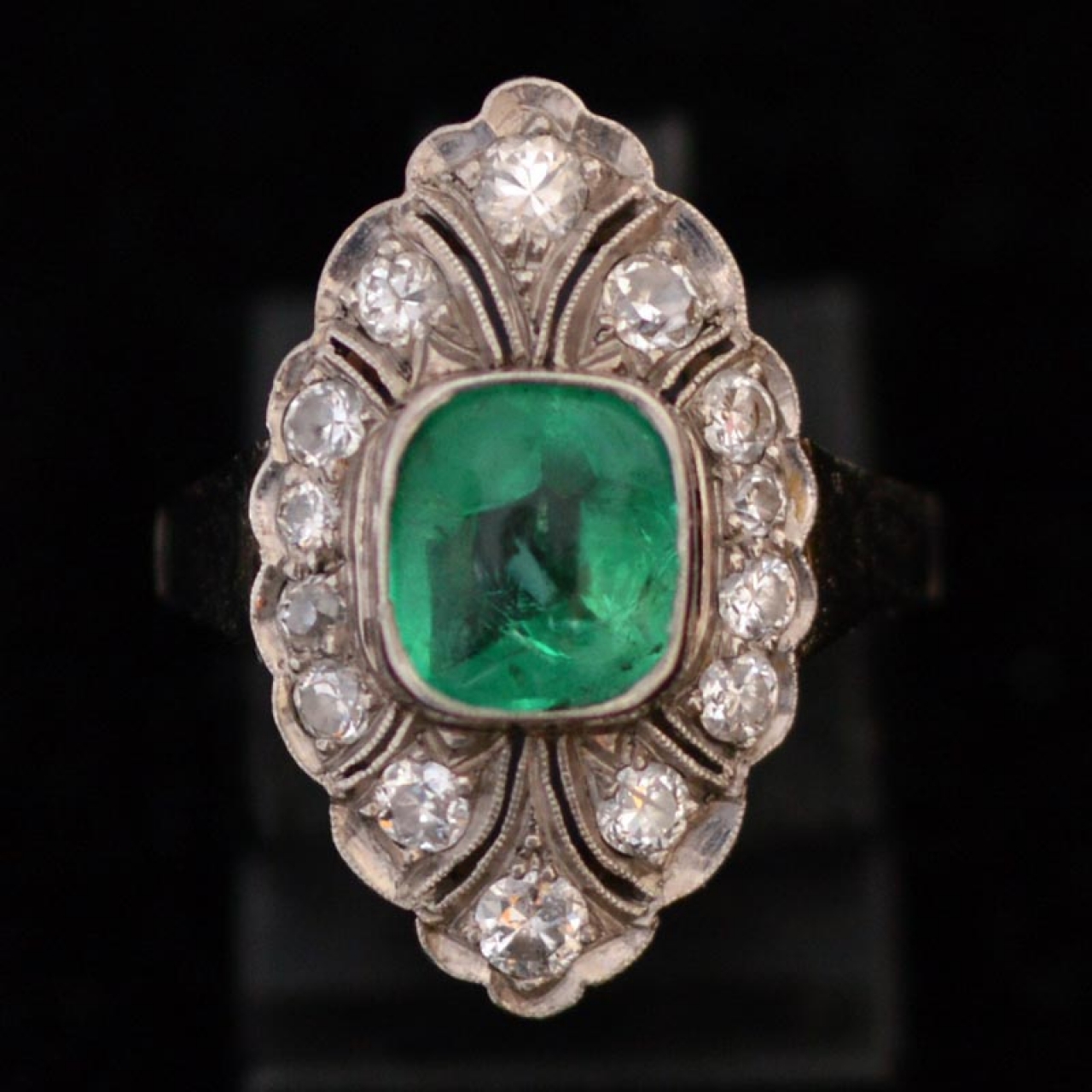 art-deco-smaragd-diamanten-ring