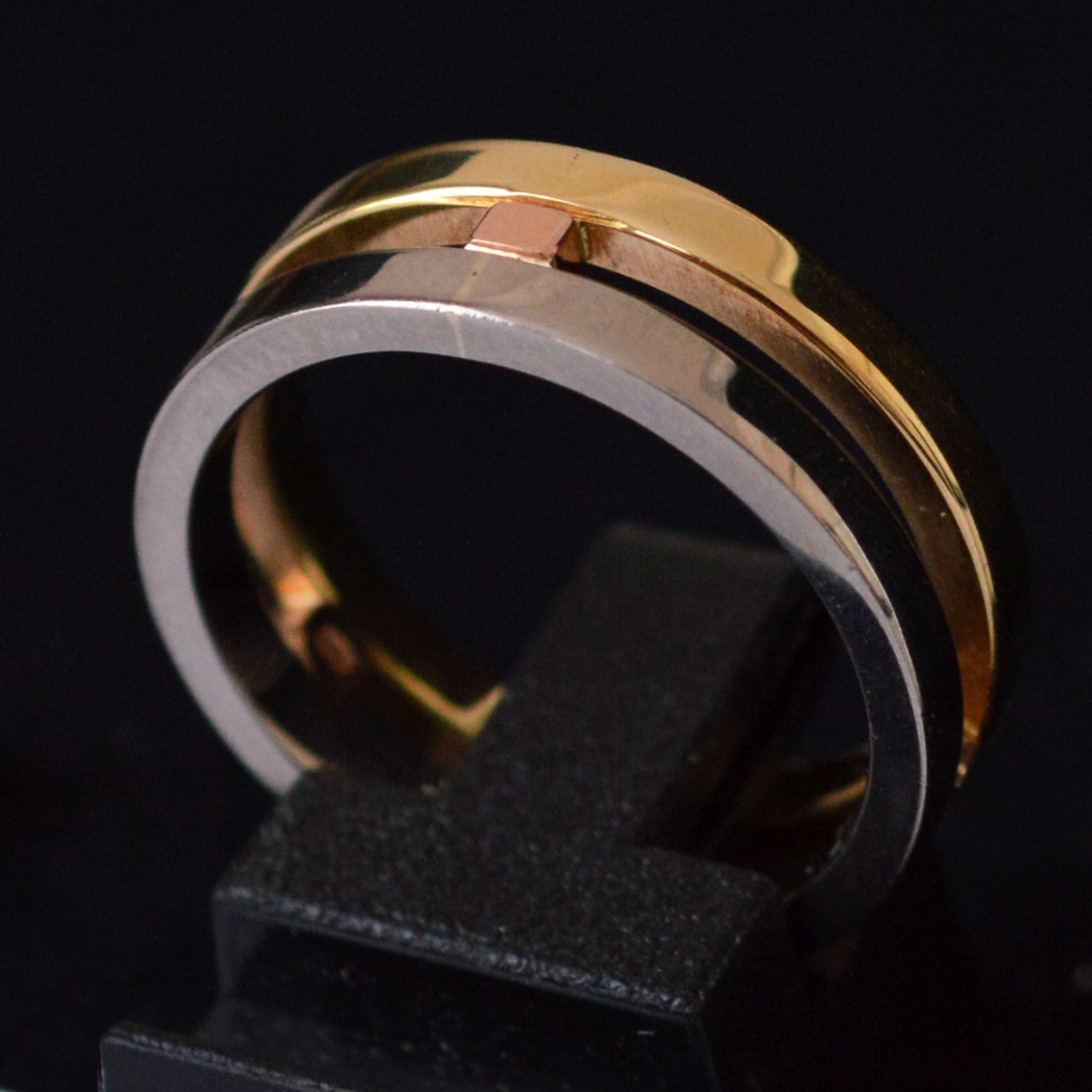 modern-gouden-driekleurige-herenring-tricolor-14k-gold