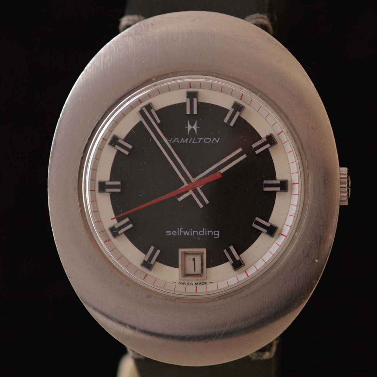 stalen-hamilton-dateline-a-595-automaat-uurwerk-1970-eta-cal-2782