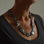 grijs-zwart-zoet-water-parel-collier