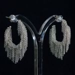 silver-fleece-oorbellen-maja-houtman-onderscheiden-prijswinnaar