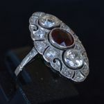 belle-epoque-art-deco-ring-platina-goud-almandien-grarnaat-diamant-1910