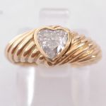 hart-geslepen-0-7-crt-diamant-verlovings-ring