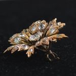 2-5-crt-antieke-bloem-broche-met-bolsjewiek-geslepen-d-kleur-diamant