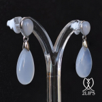 18k-wit-goud-2lips-colours-oorbellen-blauwe-chalcedoon-designer-david-aardewerk-juwelier