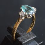 18-karaat-goud-blauwe-zirkoon-diamanten-verlovingsring-trilogiering