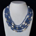 blauw-saffier-goud-kralen-akoya-parels-torsade-collier