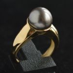 grijze-tahiti-parel-18-karaat-geel-gouden-ring-10mm