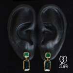 18k-goud-2lips-colombiaanse-smaragd-indigoliet-2lips-oorhangers-oorbellen-onwerp-dutch-designer-david-aardewerk