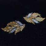 mario-buccellati-jaren-50-clip-oorbellen-hulstblad-bessen-goud-diamant-originele-doos-certificaat