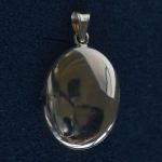 ovale-antiek-vintage-14-karaats-gouden-medaillon-dubbele-kruis-applique-roos-geslepen-diamant