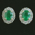lady-di-oorbellen-diamant-colombiaanse-smaragd-entourage