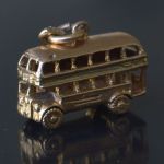 antique-gold-double-decker-charm-karaat