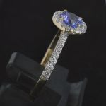 18-karaat-geel-goud-ronde-halo-verlovings-ring-blauwe-paars-tanzaniet-0-3-ct-natuurlijke-kimberly-gecertificeerde-natuurlijke-di