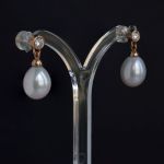 18k-wit-goud-en-diamanten-oniks-oorhangers