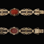 nederland-friesland-antiek-goud-bloedkoraal-armband