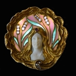 18k-goud-ivoor-robijn-diamant-en-plique-a-jour-emaille-art-nouveau-broche-voorstellende-demeter