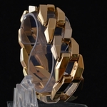 geel-en-wit-gouden-armband-met-platte-gourmetschakels