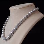licht-grijs-zoetwater-parel-collier