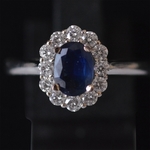 lady-di-diamant-saffier-entourage-ring