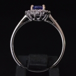 lady-di-diamant-saffier-entourage-ring