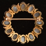 gouden-broche-tiffany-co-maansteen-robijn