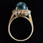 lady-di-diamant-natuurlijke-aquamarijn-entourage-ring